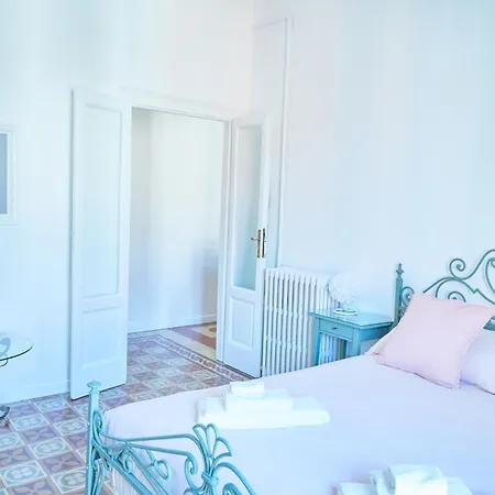 Daisy's Is * מילאנו